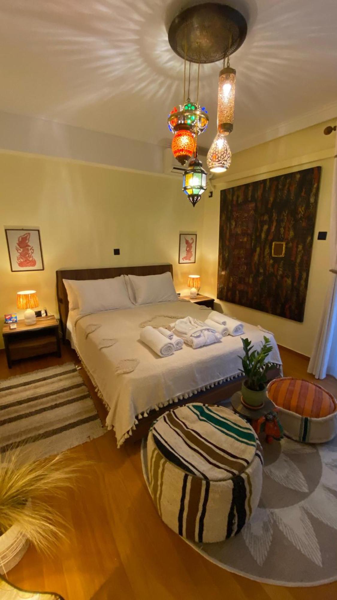 Appartamento Sarakin'S Mansion Luxury Retreat Atene Esterno foto