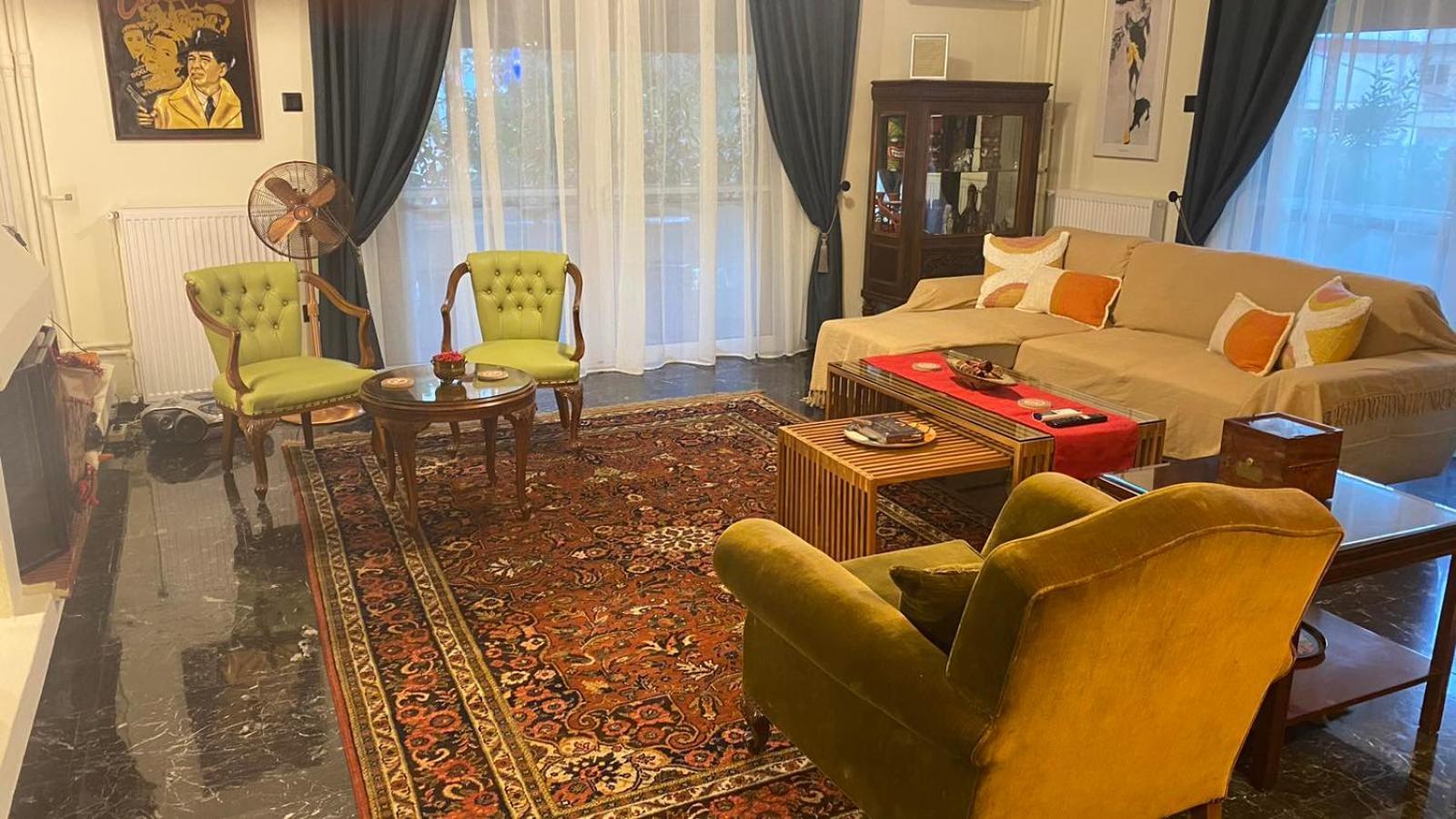 Appartamento Sarakin'S Mansion Luxury Retreat Atene Esterno foto